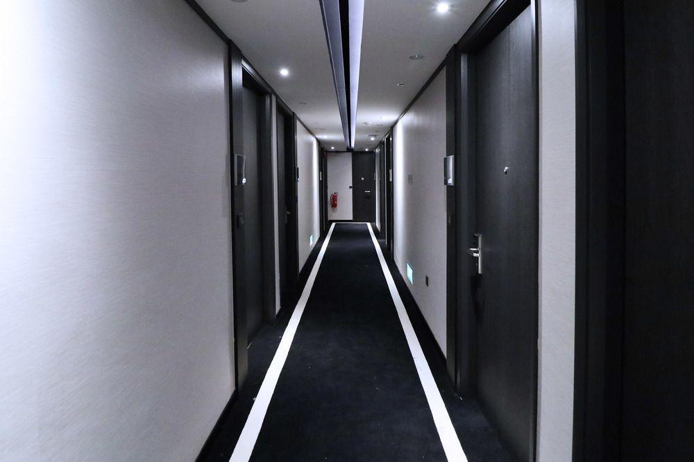 Hotel Nuve Urbane Сингапур Екстериор снимка